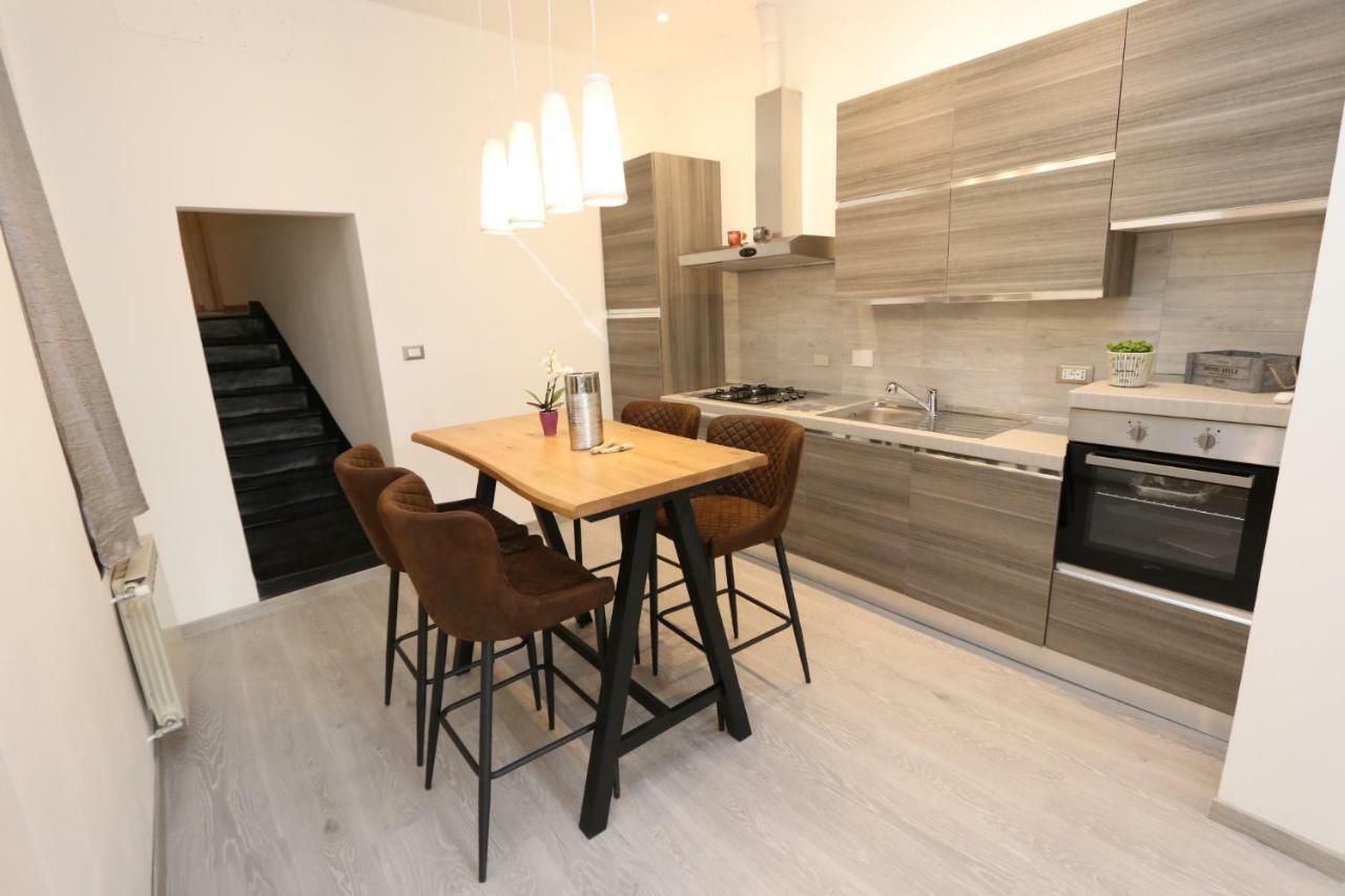 Lovely Apt Really Downtown - Free Private Parking Included! - Genoa Exterior photo